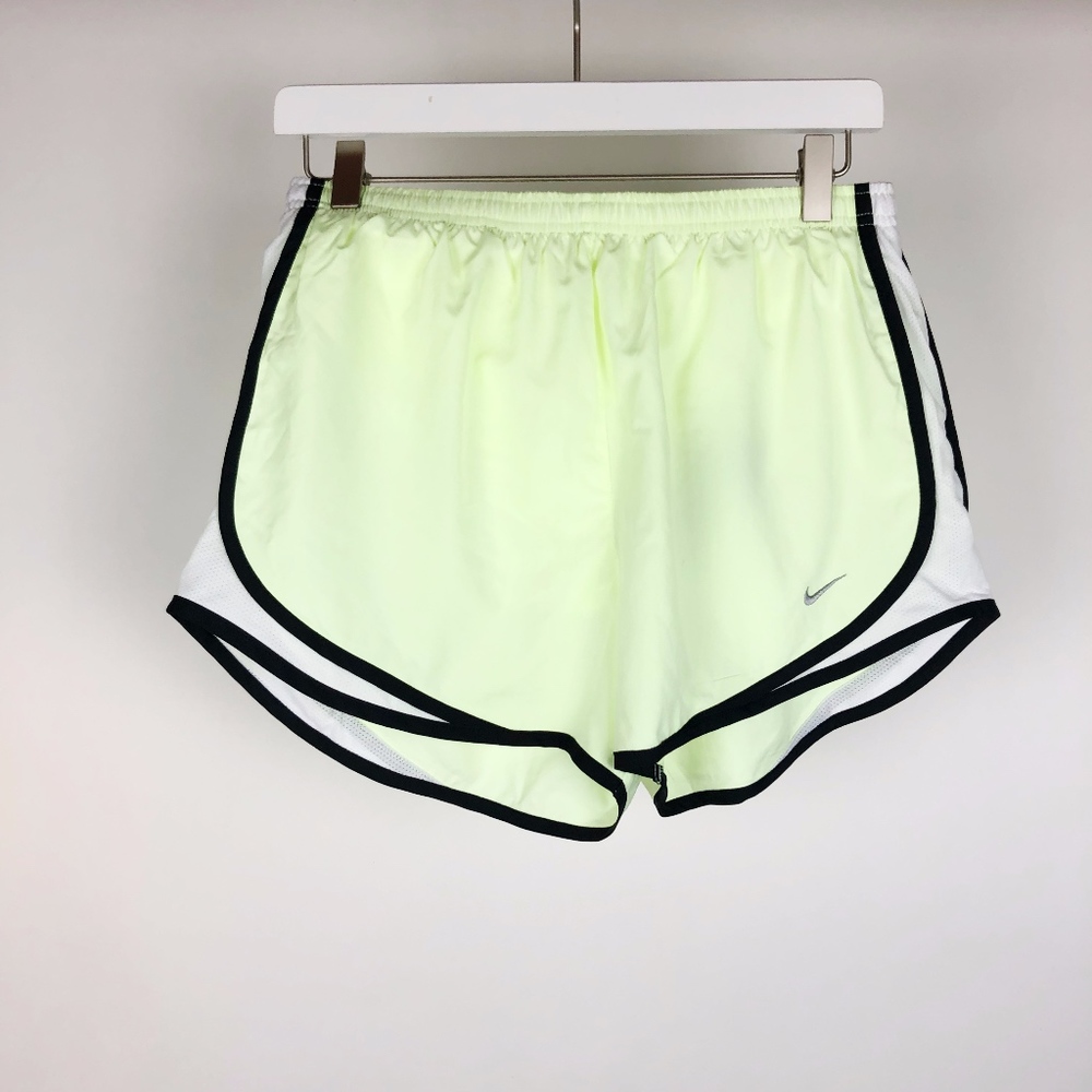 NIke Womens Shorts Tempo  Volt Yellow S M